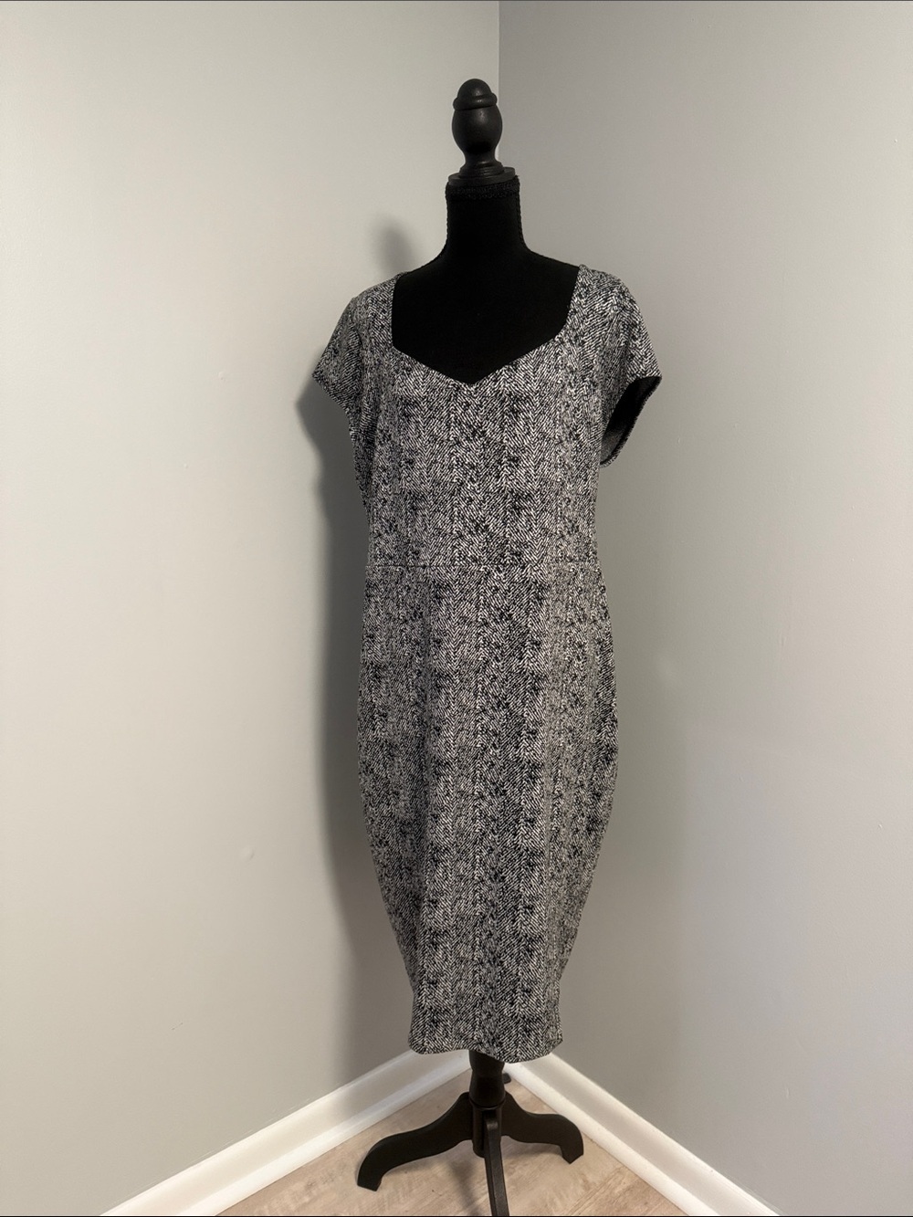 Express Gray Knit Cap-Sleeve Midi Sheath Dress